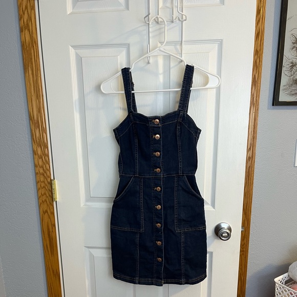 H&M Jean Jumper xxs. Button down with pockets. - Picture 1 of 3